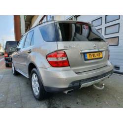 Mercedes-Benz M-klasse 280 CDI Navi Airco Trekhaak