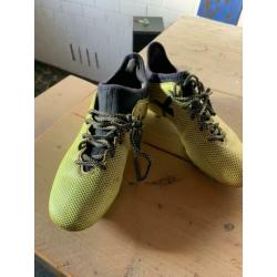 Adidas voetbalschoenen maat 36