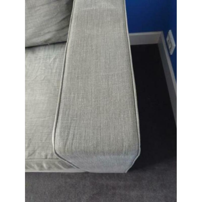 mooie 3 zits bank kleur grijs
