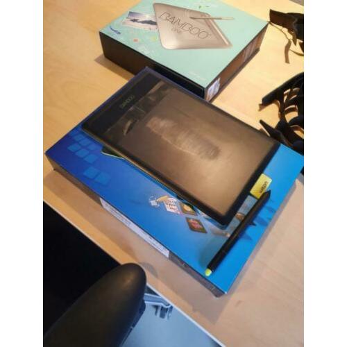 Wacom tablet Bamboo pen & touch CTH-470 met doos