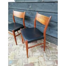 Vintage Pastoe stoelen 60 jaren