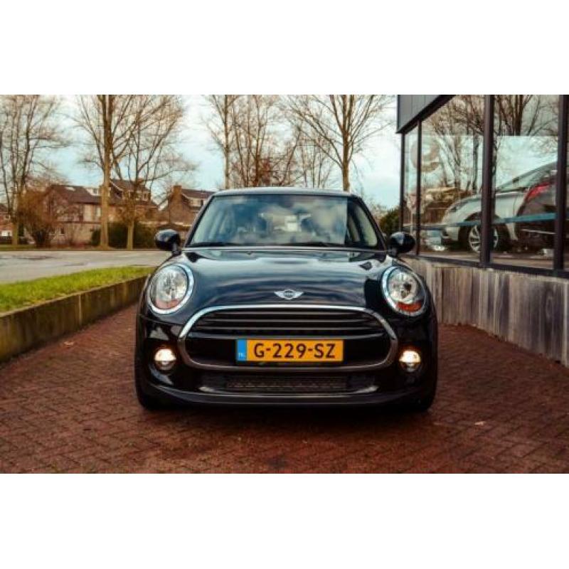 MINI Mini 1.5 Cooper Chili Serious Business AUTOMAAT/ LEDER/