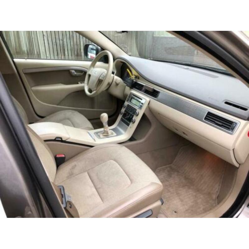 Volvo XC70 2.4 D5 Summum Handgeschakeld
