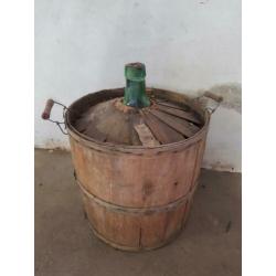 Gistfles met houten mand / gistfles / wijnfles / brocante