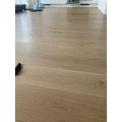 Eikenhouten vloer delen 96m2 zwevend