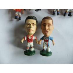 19 voetbalpoppetjes