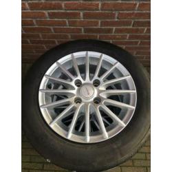 Velgen met banden 175/65R14