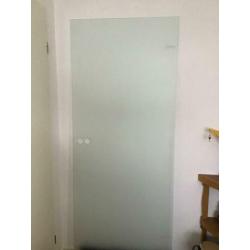 Glazen woonkamer deur