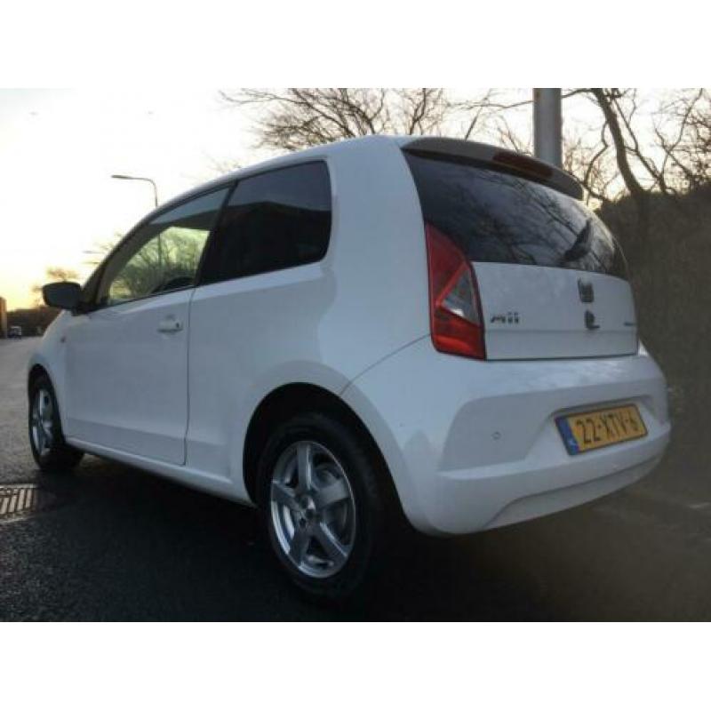Seat Mii 1.0 Style Chic PDC/ Pano/ Airco NAP!