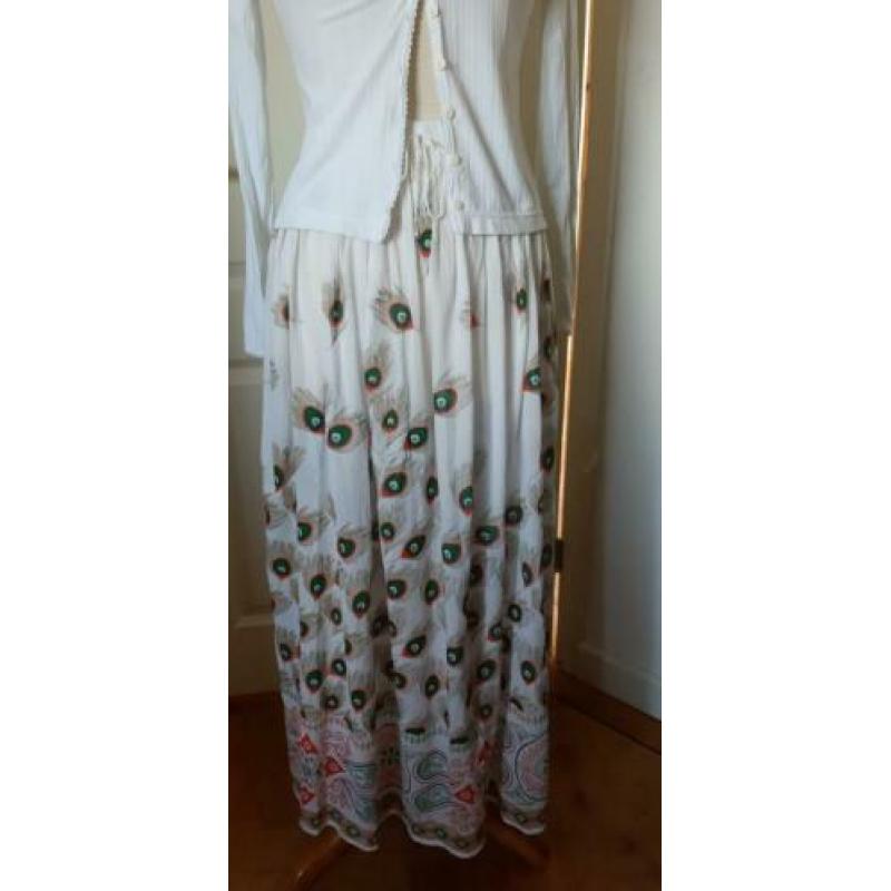 Prachtige lange rok met pauwen print maat 36/38