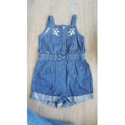 Pakket meisjes kleding maat 74 / 80