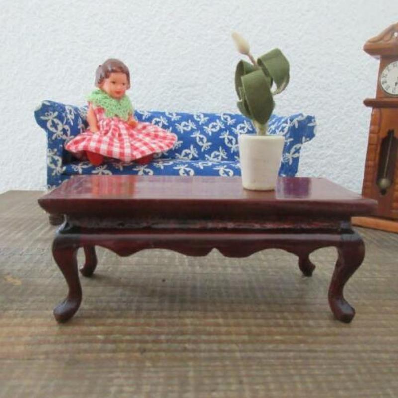 Victoriaans Antieke kamer voor poppenhuis