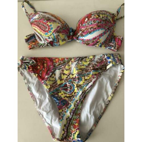 Bikini Maryan melhorn