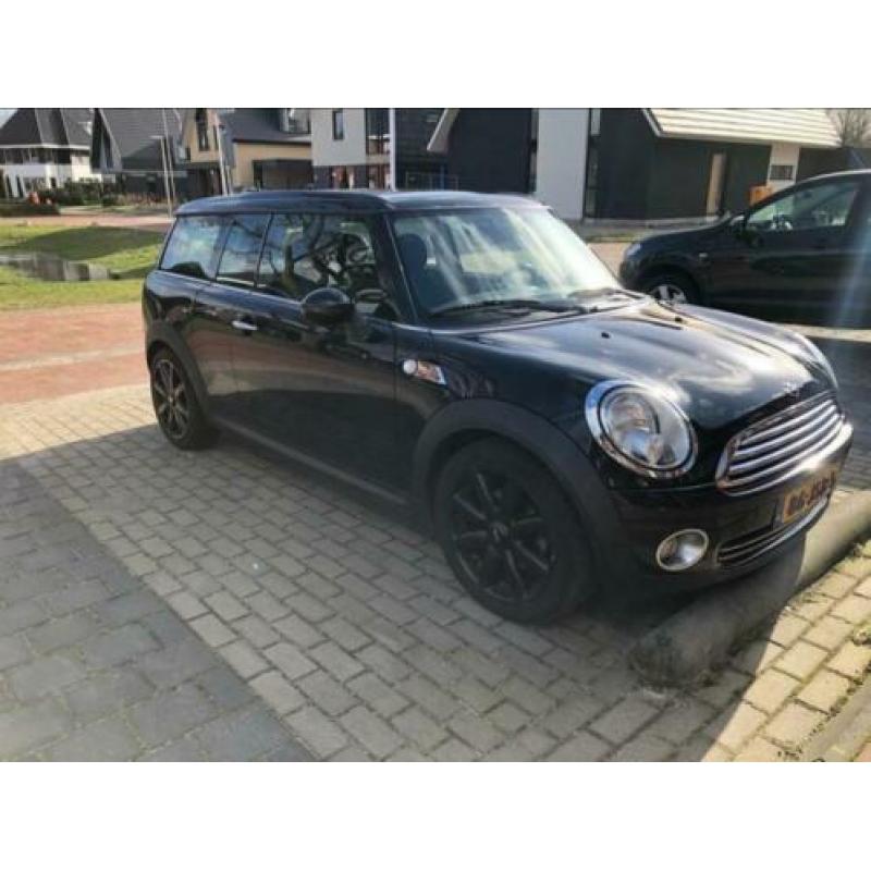 Mini Clubman 1.4 ONE 2009 Zwart in zeer nette staat!!
