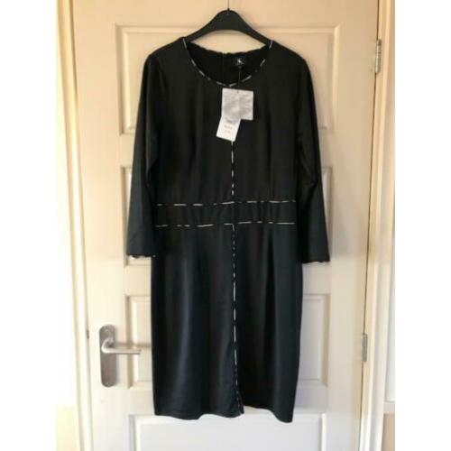 Nieuwe jurk van K-design zwart (0200) maat M