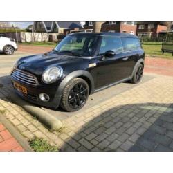 Mini Clubman 1.4 ONE 2009 Zwart in zeer nette staat!!