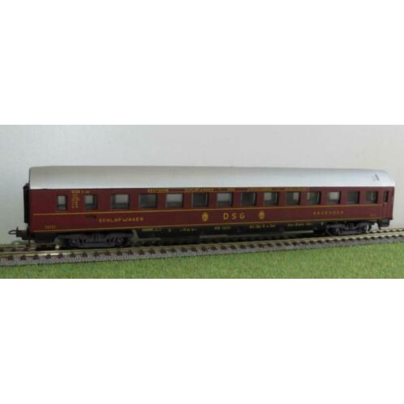 Lima Personenrijtuig DB -Schlafwagen 'Sovevogn' (Rood) -1:87