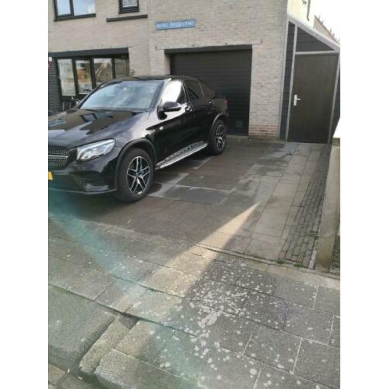 UNIEKE GLC 350e PHEV AMG COUPE Business 320 PK 0-100 5,9 sec