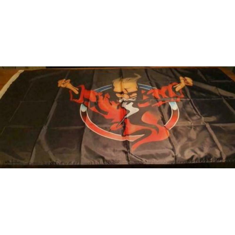 Nieuwe vlag met het logo van Thunderdome Wizard.