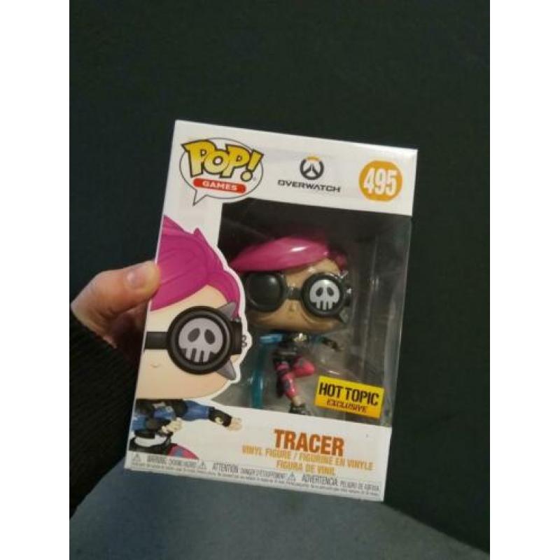 Funko pop overwatch tracer hot topic
