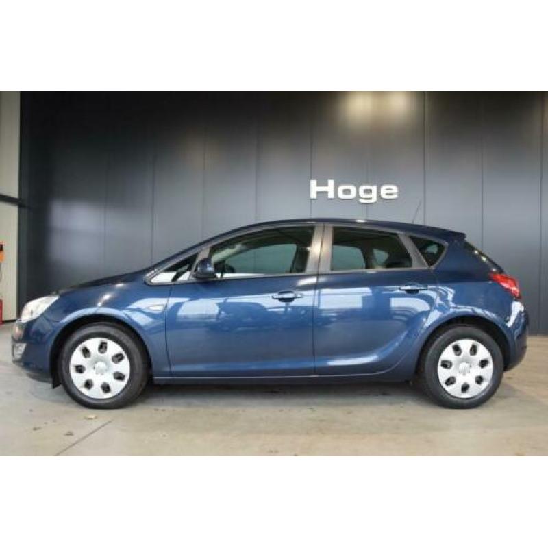 Opel Astra 1.4 Edition Airco Cruise Control Rijklaarprijs In