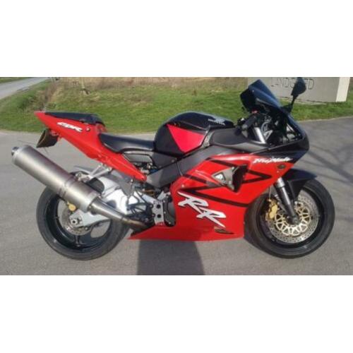Honda fireblade CBR 954 sc50