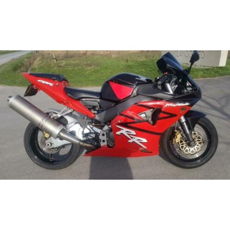 Honda fireblade CBR 954 sc50