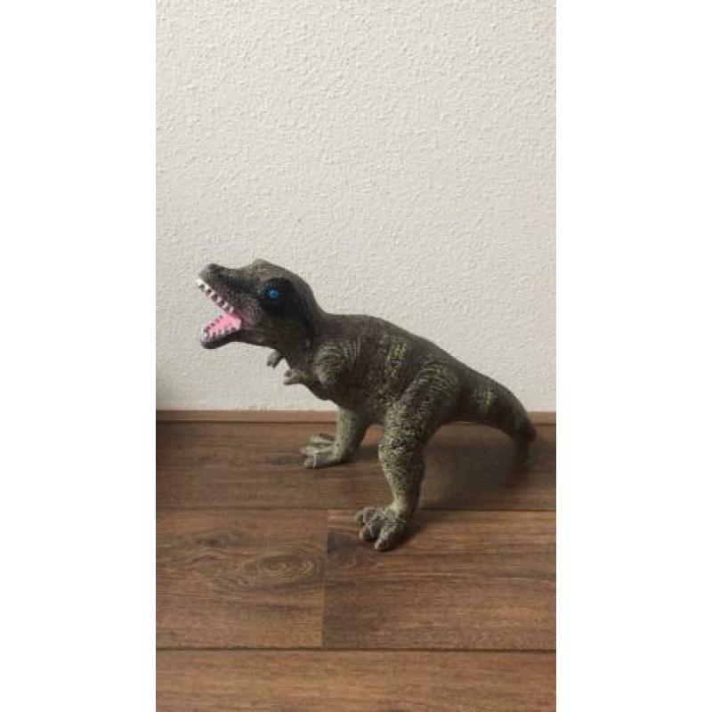 Plastic dinosaurussen