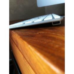 iMac 21.5” QuadCore i5 2.9Ghz 8GB RAM 1TB HDD+128GB SSD 2014