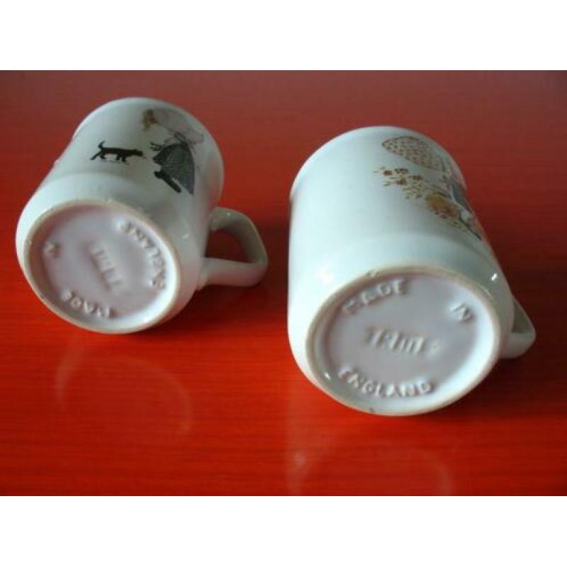 Set van 2 retro vintage TAMS England Holly Hobbie mokken
