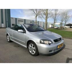 Opel Astra Cabriolet 1.8-16V Clima,Cruise,Leder,LMvelgen,Nav