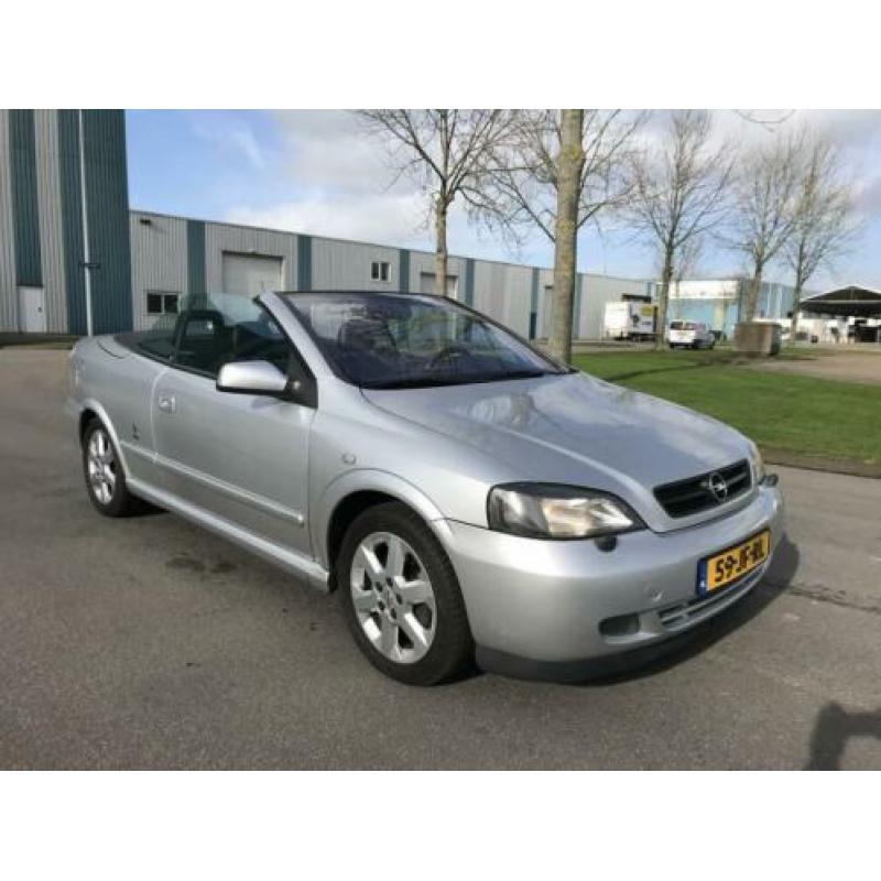 Opel Astra Cabriolet 1.8-16V Clima,Cruise,Leder,LMvelgen,Nav