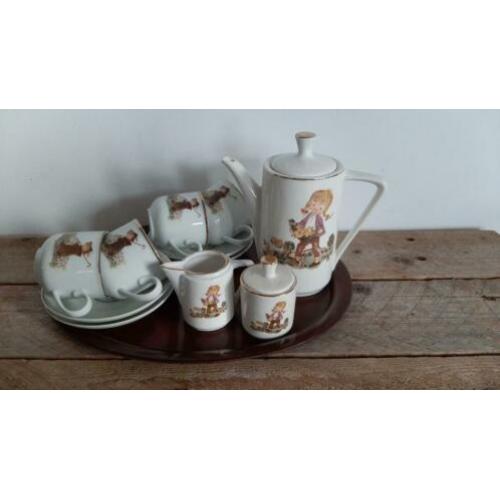 Vintage kinderserviesje / servies 7-delig, mooie afbeelding