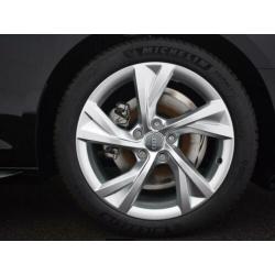 Audi A4 Avant Launch edition Sport 7 versn. S-tronic 35 TFSI