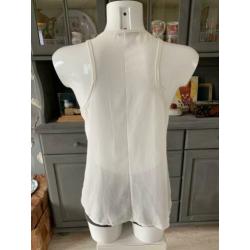 Leuke witte top met Moody's maat S