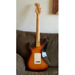 Fender special edition 93 stratocaster