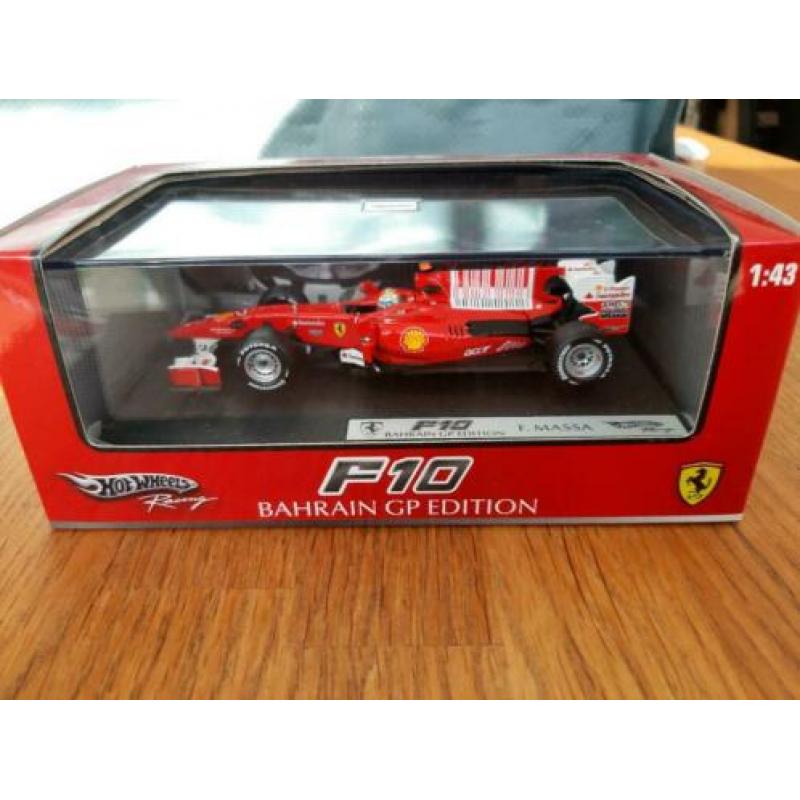 1/43 Hot Wheels Ferrari F10 #7 F. Massa GP Bahrein 2010