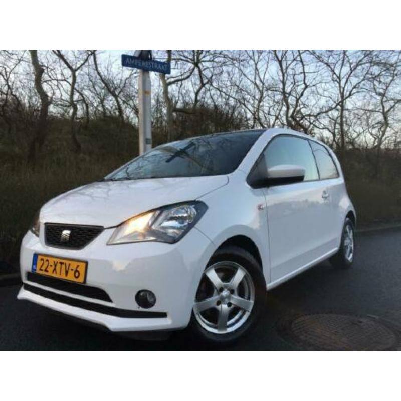 Seat Mii 1.0 Style Chic PDC/ Pano/ Airco NAP!