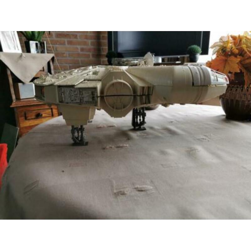 Starwars milenium falcon