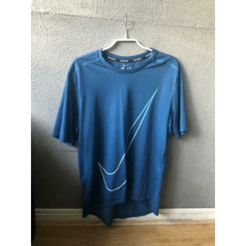 Nieuw Nike maat M sport T-shirt