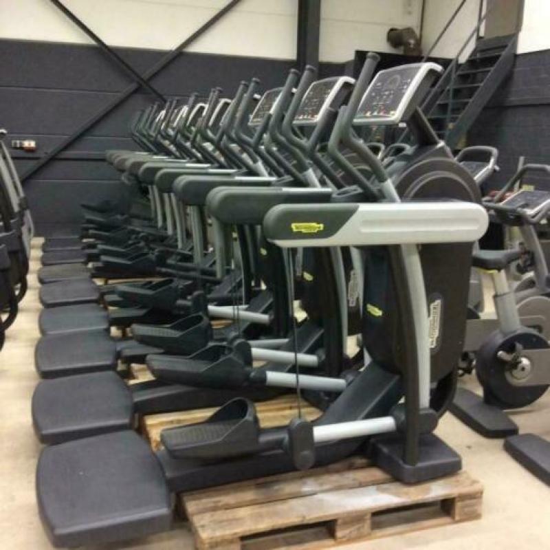 FAILISEMENT 152x crosstrainer hometrainer loopband TECHNOGYM