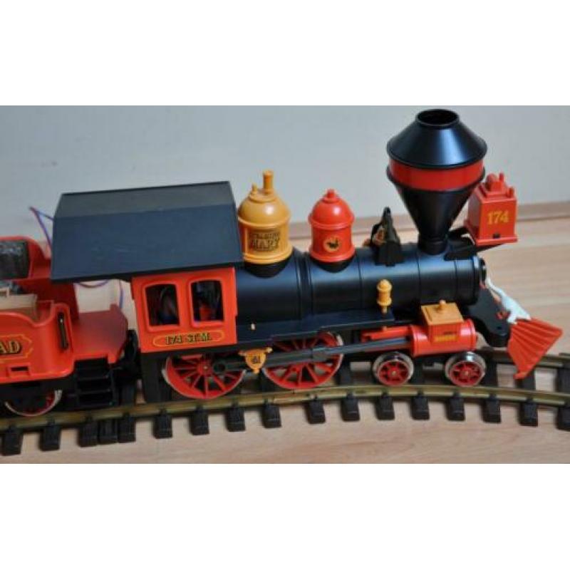 Oude Playmobil Trein 4034 met Poppetjes, Rails en Trafo