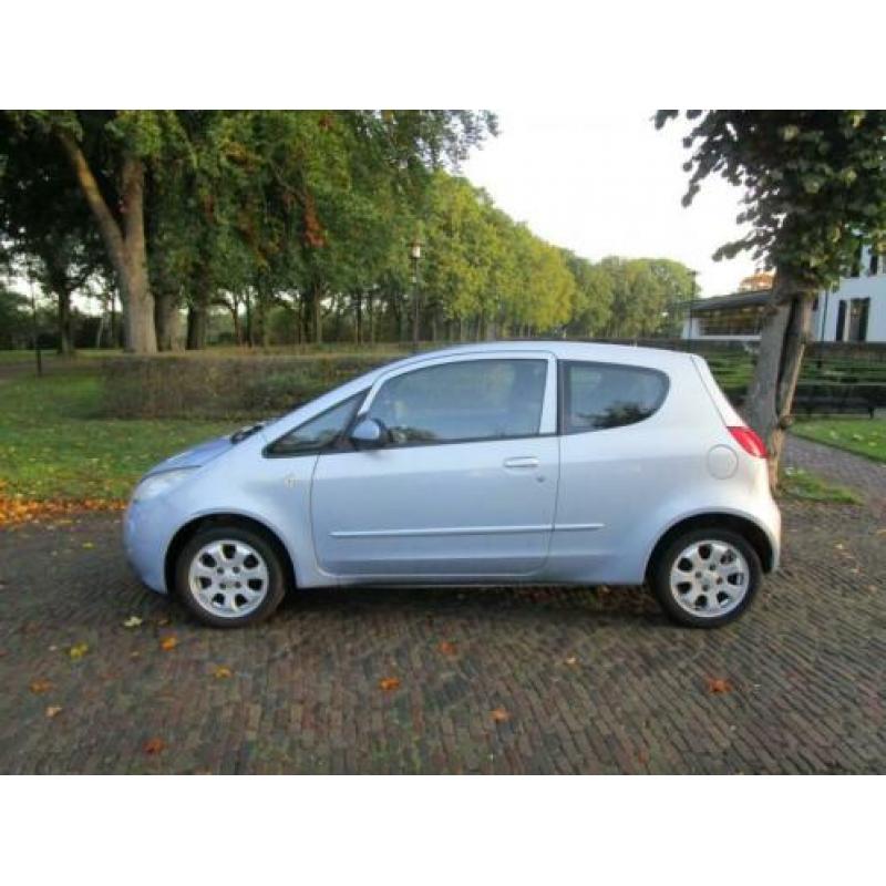 Mitsubishi Colt 1.3 Invite Airco Stuurbekrachtiging Lichtmet