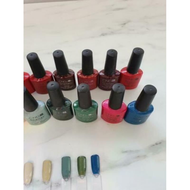 Cnd shellac allemaal nog bijna vol. 15 stuks
