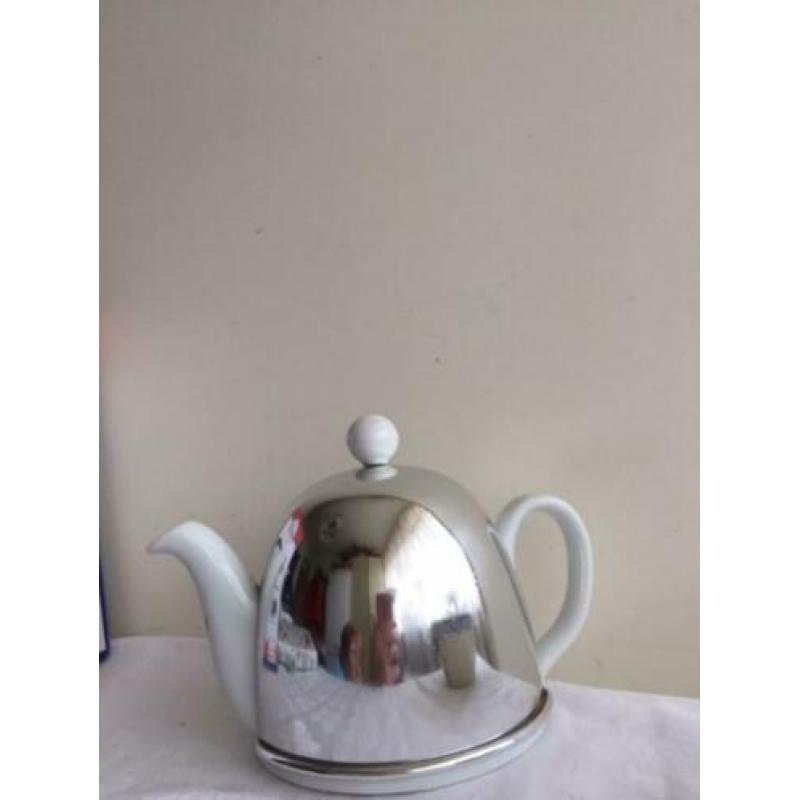 Porceleinen Theepot met r.v.s.Mantel