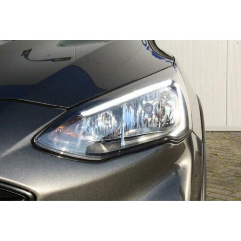 Ford Focus Wagon 1.0 125pk. EcoBoost Active Business. Airco,