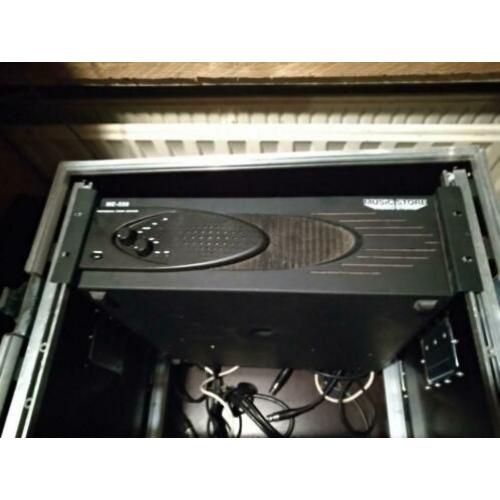 Music store ME-550 EN ME-550 2X 820W rms 2x 1000w rms 4 ohm