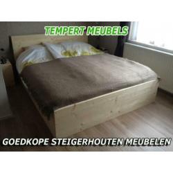 1 persoonsbed van steigerhout / Steigerhouten bed.
