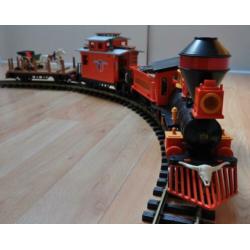 Oude Playmobil Trein 4034 met Poppetjes, Rails en Trafo