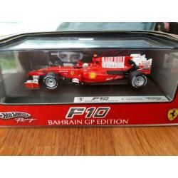 1/43 Hot Wheels Ferrari F10 #7 F. Massa GP Bahrein 2010